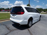 2025 Chrysler Pacifica Select - Photo 26