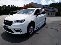2025 Chrysler Pacifica Select - Photo 30