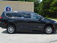 2025 Chrysler Pacifica Select - Photo 24