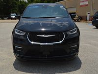 2025 Chrysler Pacifica Select - Photo 30