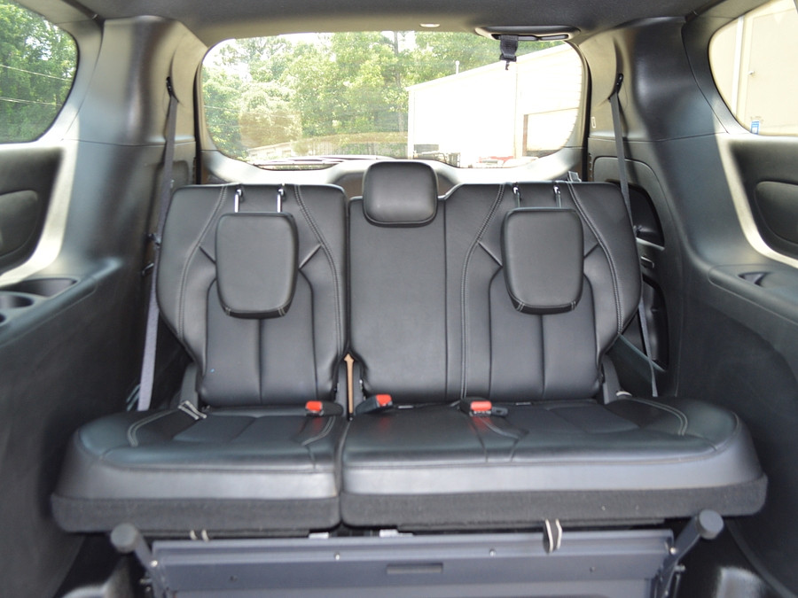 2025 Chrysler Pacifica Select - Photo 19