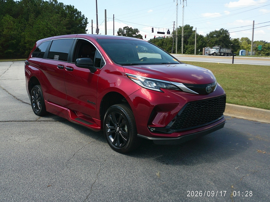 2023 Toyota Sienna