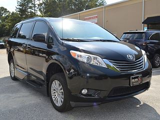 Thumbnail - 2013 Toyota Sienna XLE-NAV
