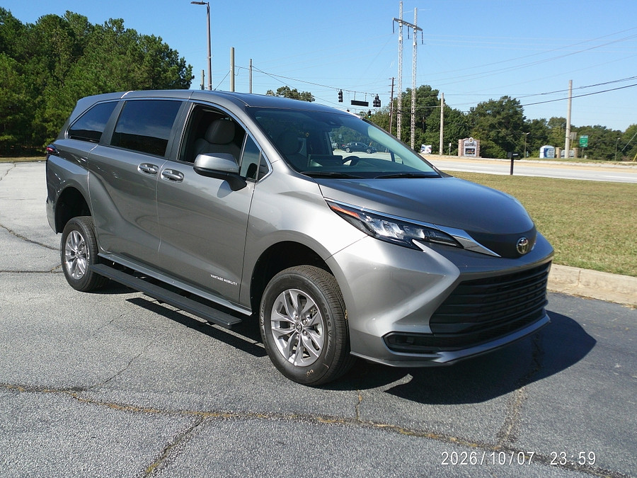 2026 Toyota Sienna