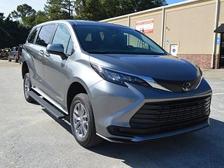 Thumbnail - 2026 Toyota Sienna