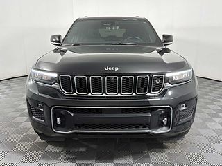 Thumbnail - 2023 Jeep Grand Cherokee