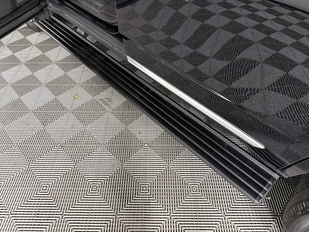 slide-image
