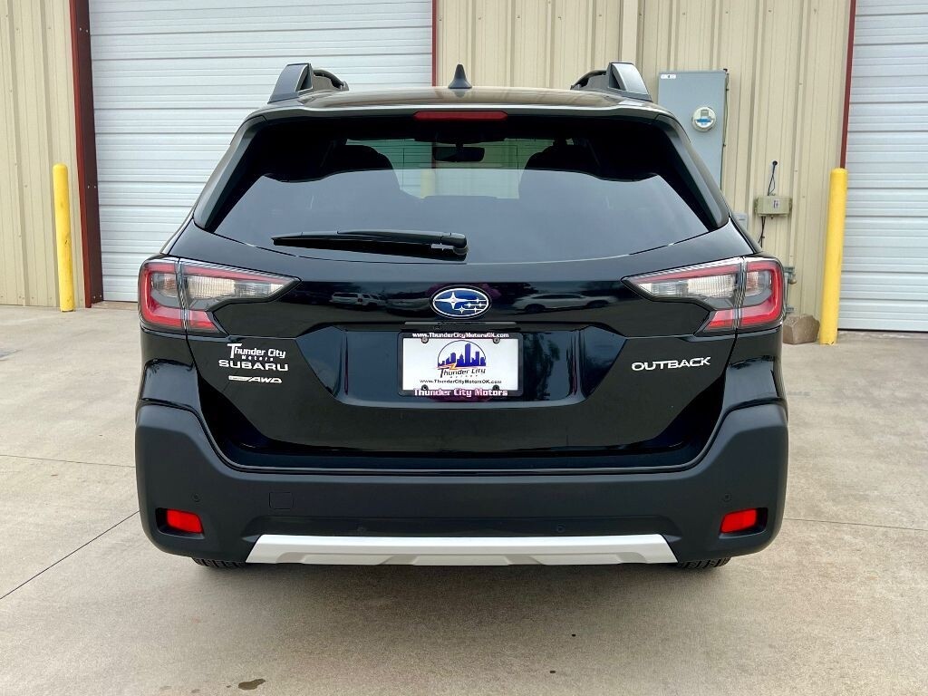 2023 Subaru Outback Limited - Photo 4