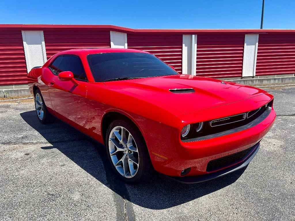 2023 Dodge Challenger SXT - Photo 6