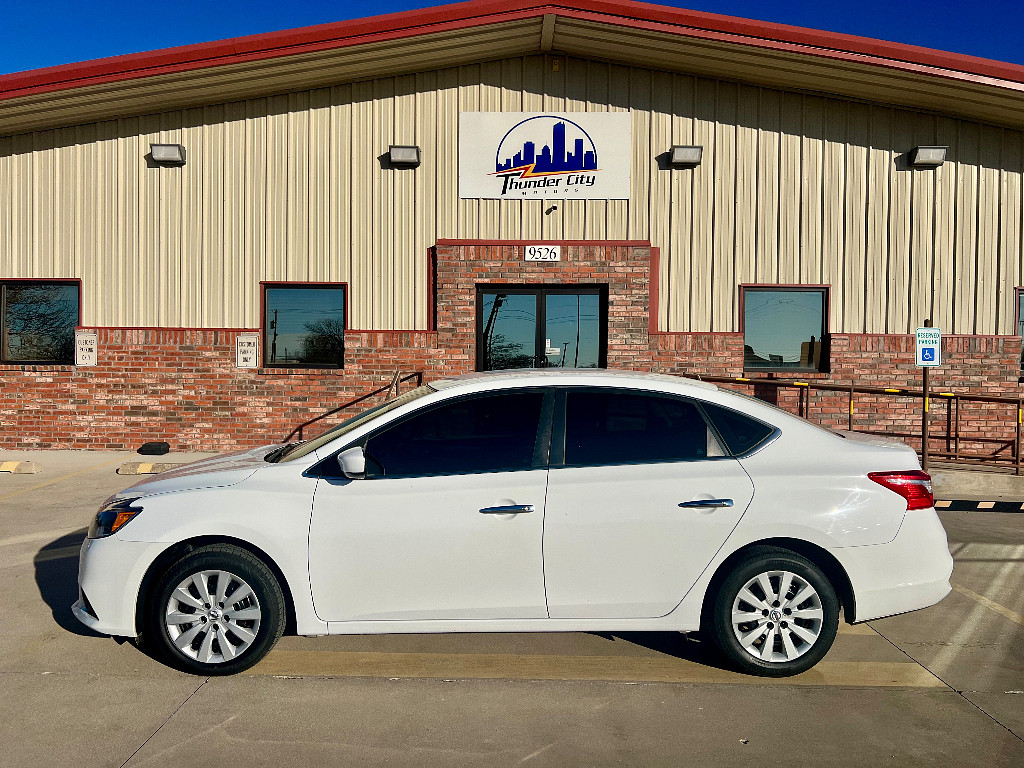 2017 Nissan Sentra S CVT's photo