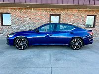 2023 Nissan Altima SR