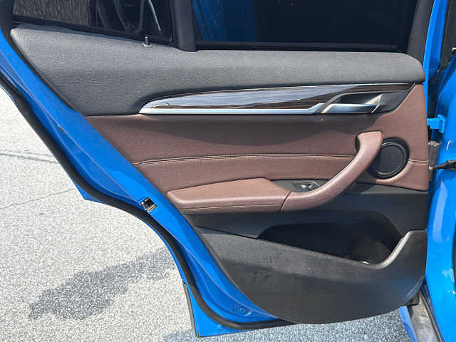 slide-image