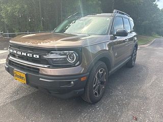 Thumbnail - 2022 Ford Bronco Sport
