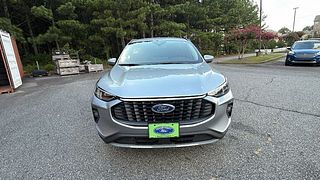 Thumbnail - 2024 Ford Escape