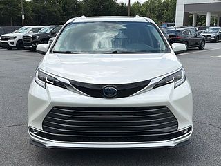 Thumbnail - 2021 Toyota Sienna