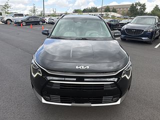 Thumbnail - 2025 Kia Niro