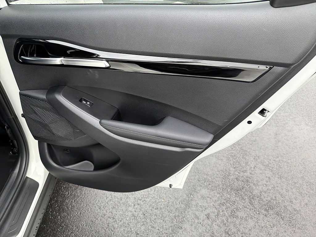 slide-image