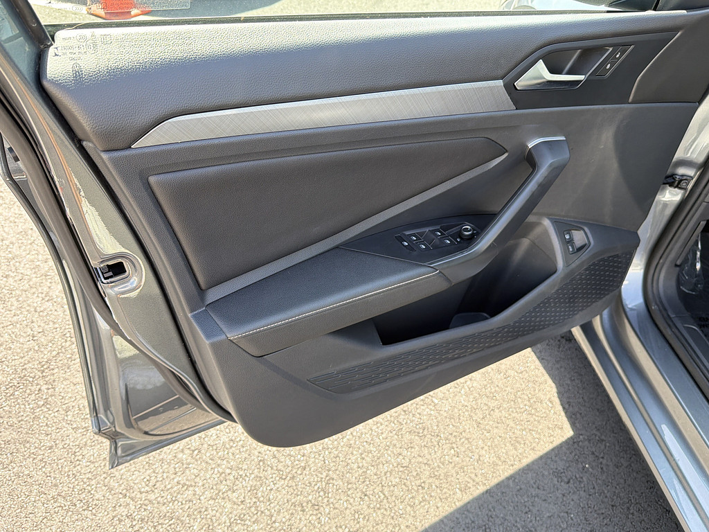 slide-image