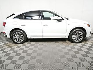 Thumbnail - 2023 Audi Q5 Sportback