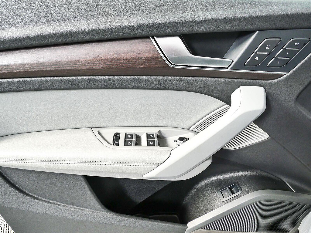 slide-image