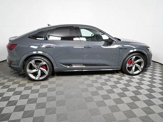 Thumbnail - 2024 Audi SQ8 e-tron Sportback