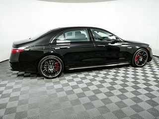 Thumbnail - 2025 Mercedes-Benz S-Class