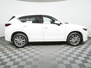 Thumbnail - 2022 Mazda CX-5
