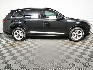 Thumbnail - 2023 Audi Q7