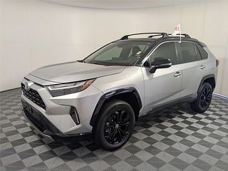 Thumbnail - 2022 Toyota RAV4 Hybrid