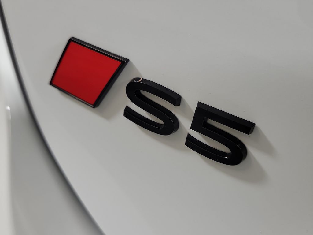 slide-image