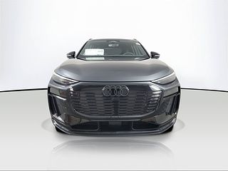 Thumbnail - 2027 Audi Q6 e-tron