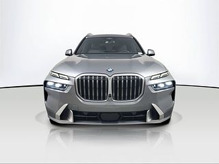 Thumbnail - 2023 BMW X7