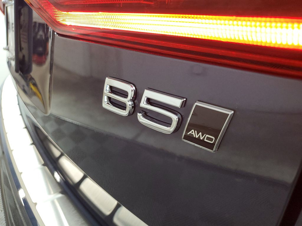 slide-image