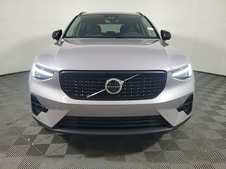 Thumbnail - 2026 Volvo XC40