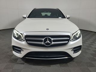 Thumbnail - 2017 Mercedes-Benz E-Class