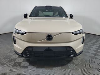 Thumbnail - 2025 Volvo EX90