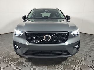 Thumbnail - 2026 Volvo XC40