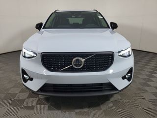 Thumbnail - 2026 Volvo XC40