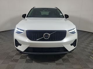 Thumbnail - 2026 Volvo XC40