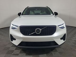 Thumbnail - 2026 Volvo XC40
