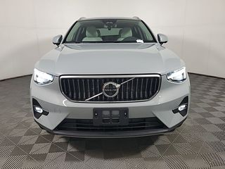 Thumbnail - 2025 Volvo XC40