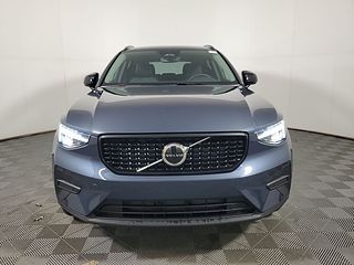 Thumbnail - 2026 Volvo XC40