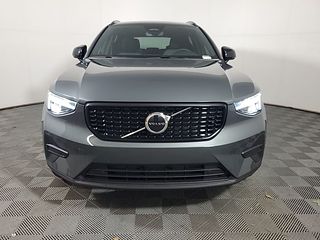 Thumbnail - 2026 Volvo XC40