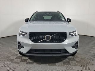Thumbnail - 2026 Volvo XC40