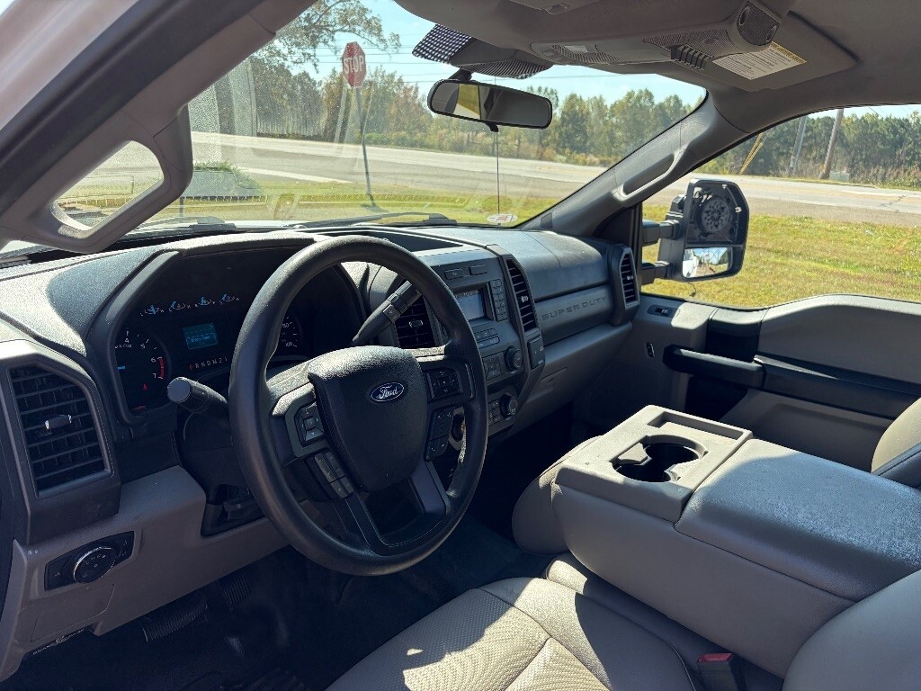 2021 Ford F250SD Located at Jasper Easy Car Credit light-box-slides
