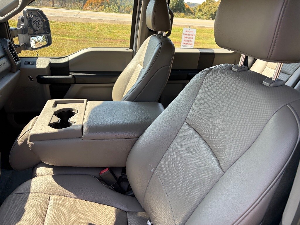 2021 Ford F250SD Located at Jasper Easy Car Credit slide-image