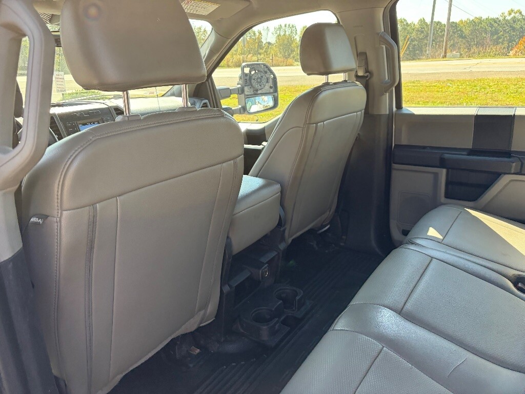 2021 Ford F250SD Located at Jasper Easy Car Credit light-box-slides