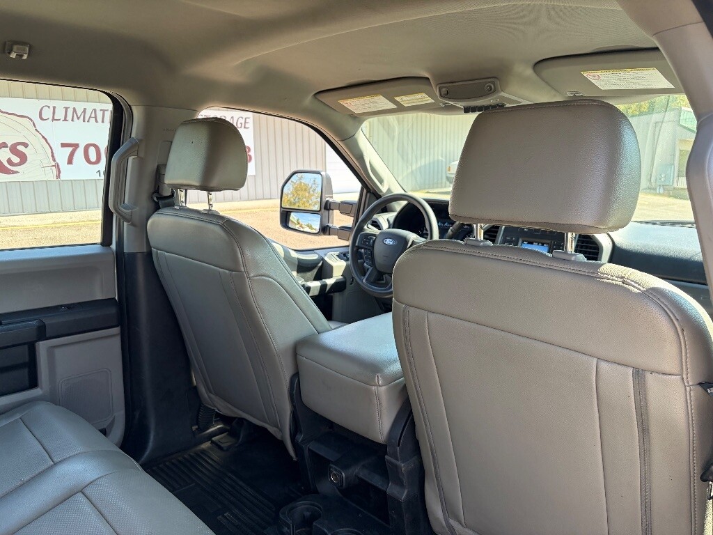 2021 Ford F250SD Located at Jasper Easy Car Credit light-box-slides