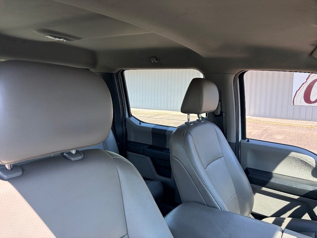 2021 Ford F250SD Located at Jasper Easy Car Credit slide-image