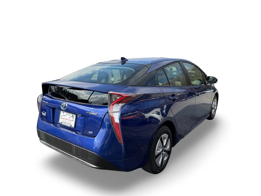 2016 Toyota Prius Located at Jasper Easy Car Credit light-box-slides